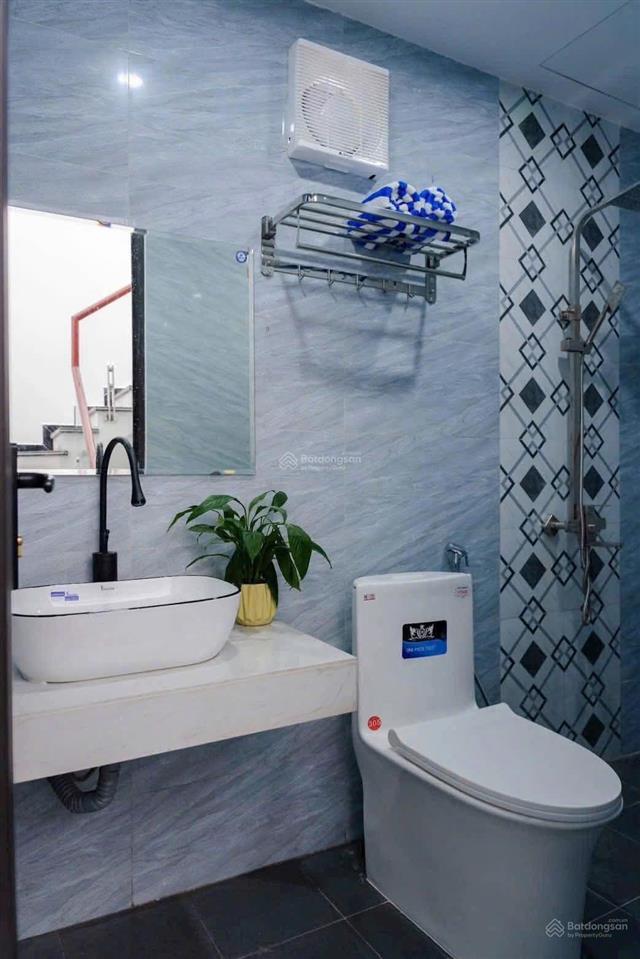 Cho thuê nhà riêng mới tinh. 44m² x 4 tầng ô tô đỗ cửa. đông hải, hải phòng