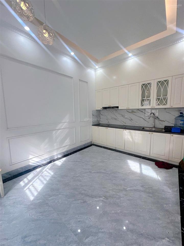 Cho thuê nhà riêng mới tinh. 44m² x 4 tầng ô tô đỗ cửa. đông hải, hải phòng