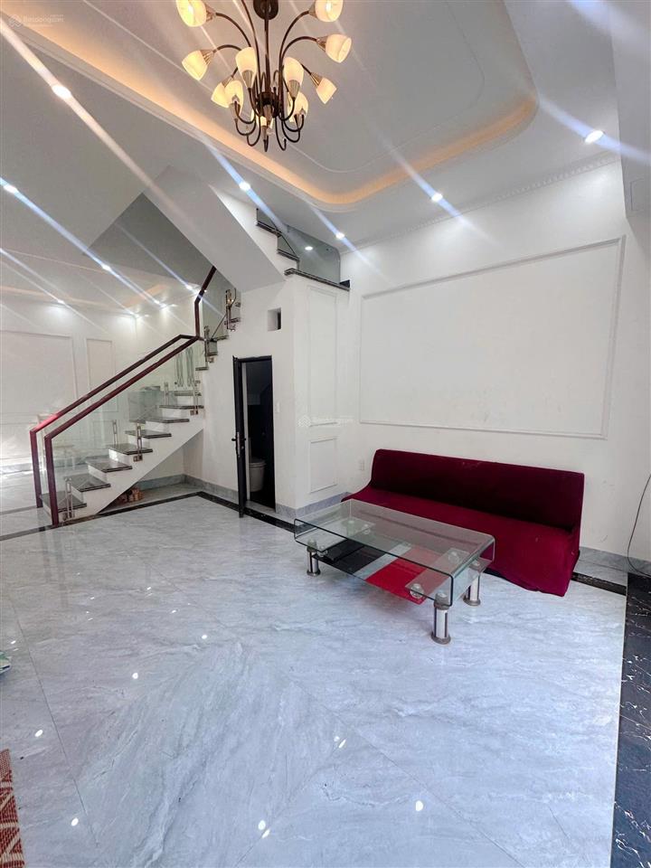 Cho thuê nhà riêng mới tinh. 44m² x 4 tầng ô tô đỗ cửa. đông hải, hải phòng