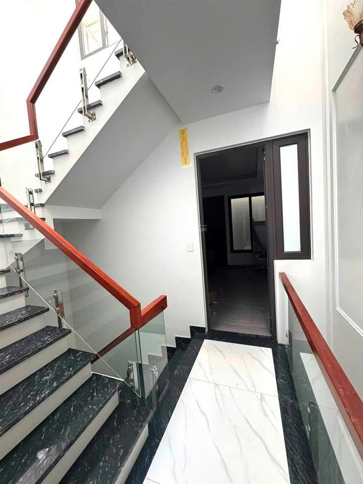 Cho thuê nhà mới tinh đằng hải hải an. 56m2 * 4 tầng 3 ngủ chỉ 8,5tr/tháng