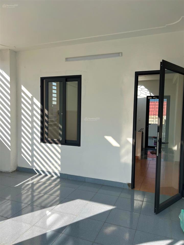 Bán nhà mặt đường đôi lô 9 lê hồng phong. 50m2 * 4 tầng