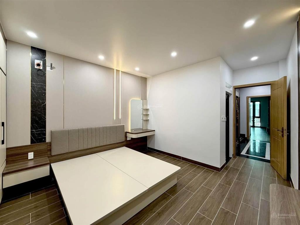Siêu phẩm nhà đẹp tdc sao sáng, ngô gia tự xây mới full nội thất, cơ thang máy. 60m2*5 tầng