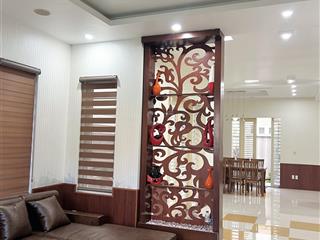 Cho thuê biệt thự khu mê linh anh dũng. 180m2 * 3 tầng full nội thất.