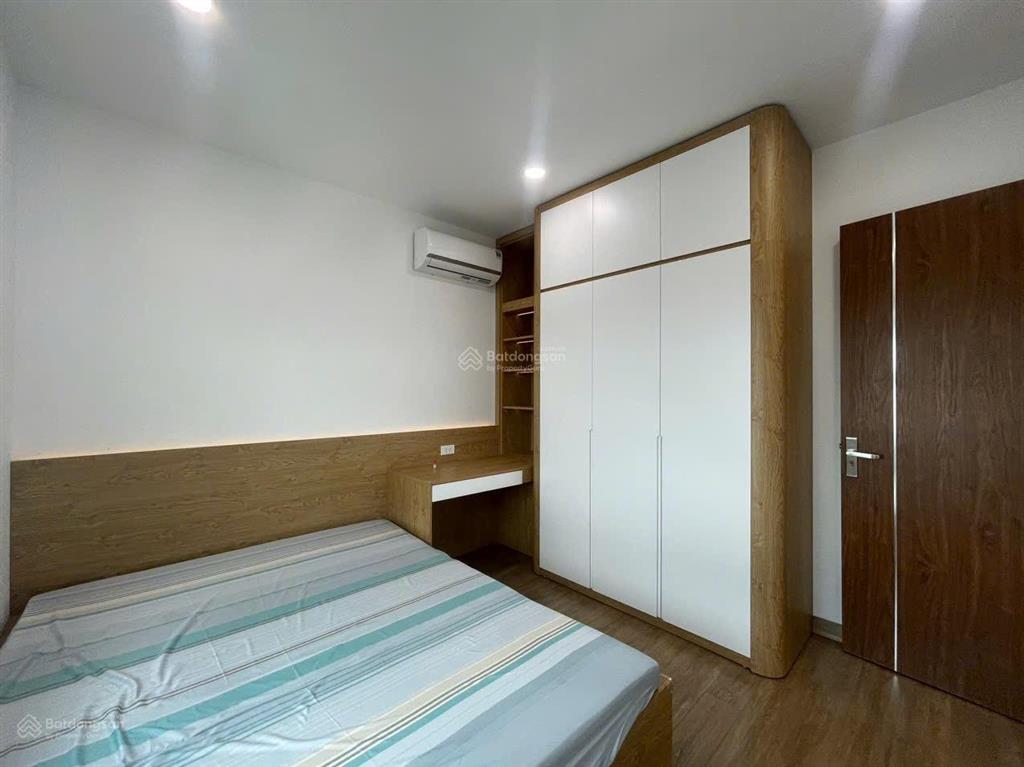 Cho thuê căn hộ 39 lương khánh thiện. mới đẹp full nội thất. 70m2 2pn view đẹp