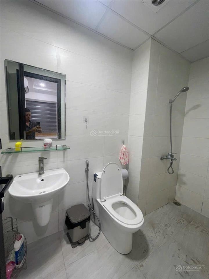Cho thuê căn hộ 39 lương khánh thiện. mới đẹp full nội thất. 70m2 2pn view đẹp