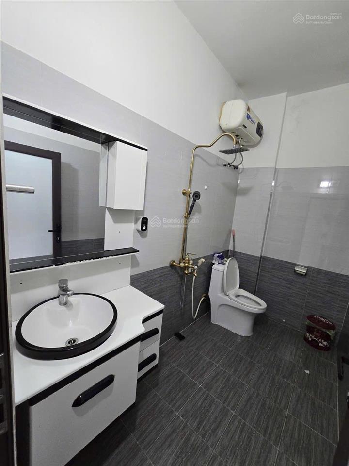Cho thuê nhà riêng nguyên căn khu văn cao. 80m2 * 4,5 tầng full nội thất