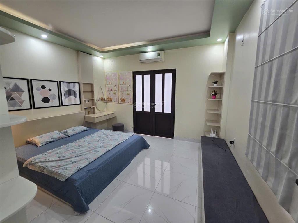 Cho thuê nhà riêng nguyên căn khu văn cao. 80m2 * 4,5 tầng full nội thất