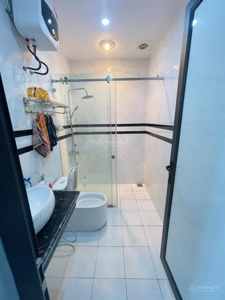 Cho thuê nhà lô góc mặt đường kiều sơn. 60m2 * 4t mới tinh full nội thất. kinh doanh mọi mặt hằng
