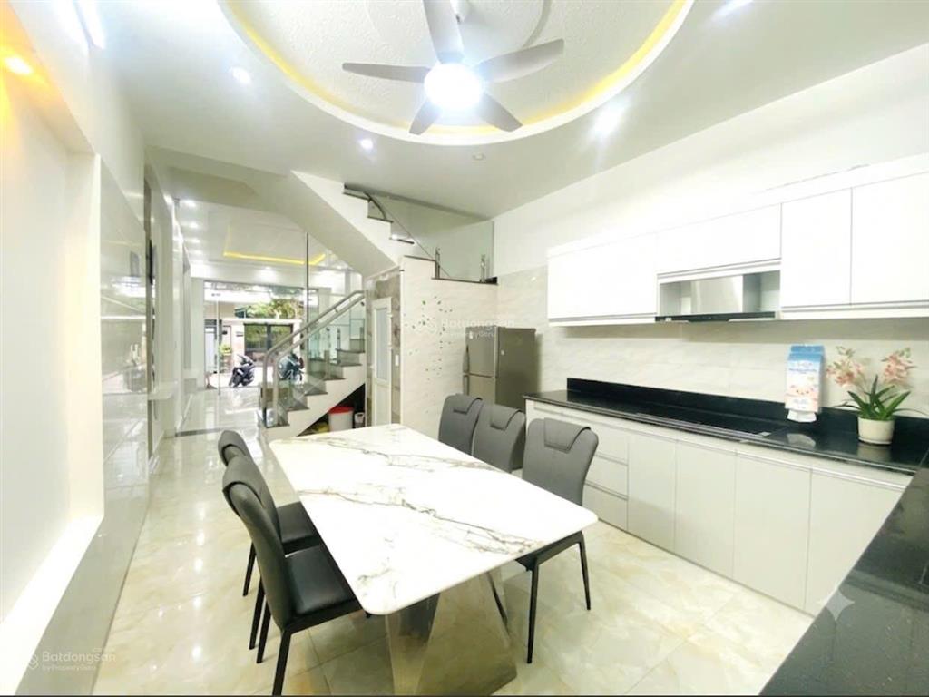 Cho thuê nhà riêng mới tinh ngay cảng đình vũ. 50m2 * 4 tầng full nội thất