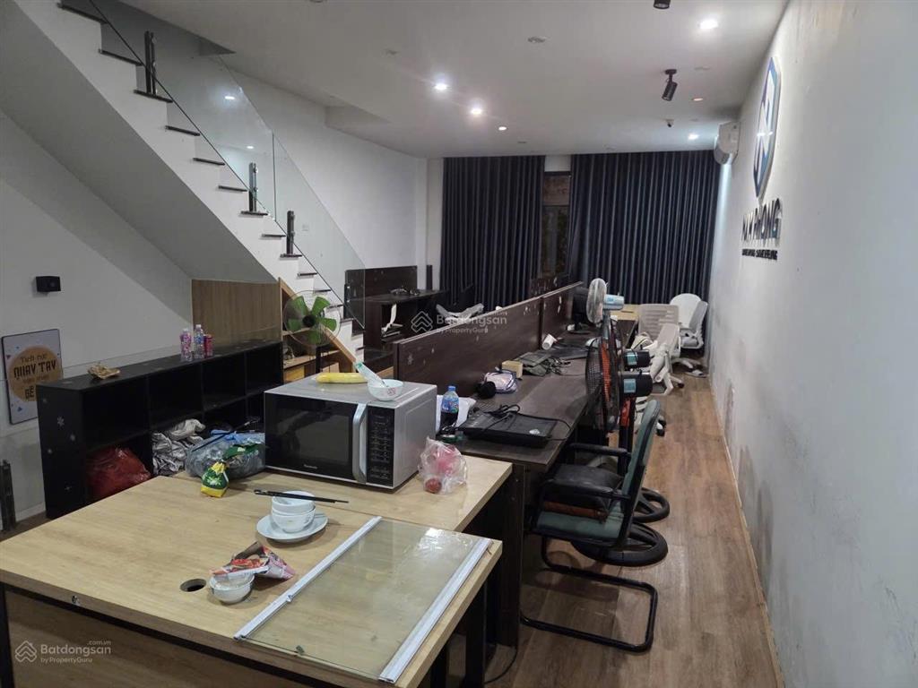 Cho thuê nhà vinhomes marina. 75m2 * 4.5 tầng thiết kế văn phòng. chỉ 25tr/tháng