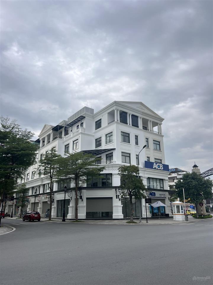 Cho thuê nhà vinhomes marina. 75m2 * 4.5 tầng thiết kế văn phòng. chỉ 25tr/tháng