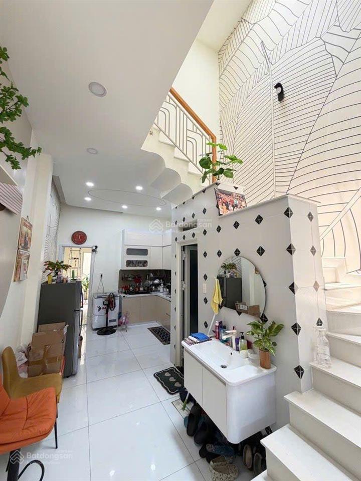 Nhà gần mặt tiền lê hoàng phái, gò vấp, 53m3, sổ vuông đẹp, 3pn, 7.3ty