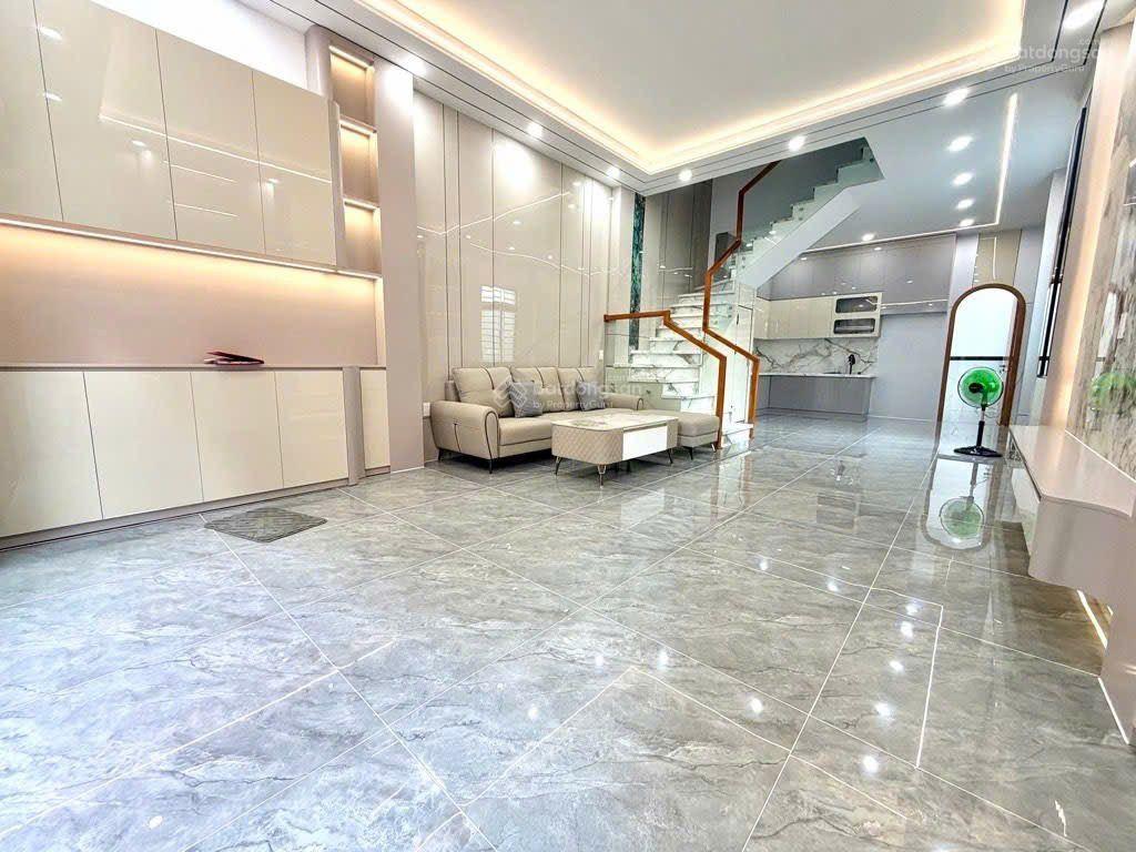 Lô góc 2 mặt hẻm ô tô thông, nguyễn văn khối, 4.5m x 16m, xây hết đất.