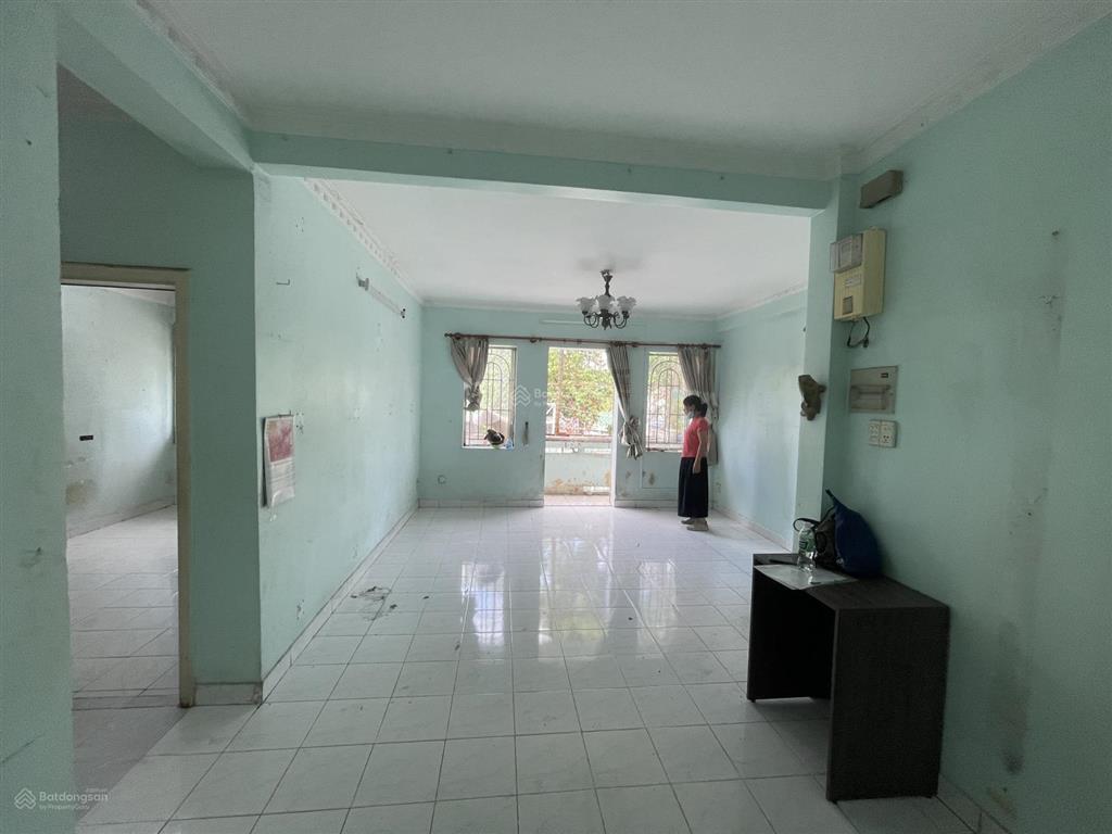 Căn hộ cc 2pn trung tâm q3 61m² cư xá 139 lý chính thắng