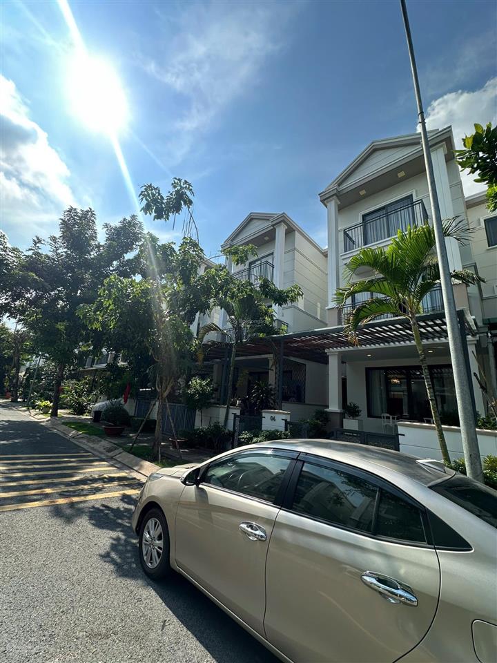 Bán nhà phố 1 trệt 2 lầu khu compound ninesouth nhà bè victoria school  full nội thất đã có sổ