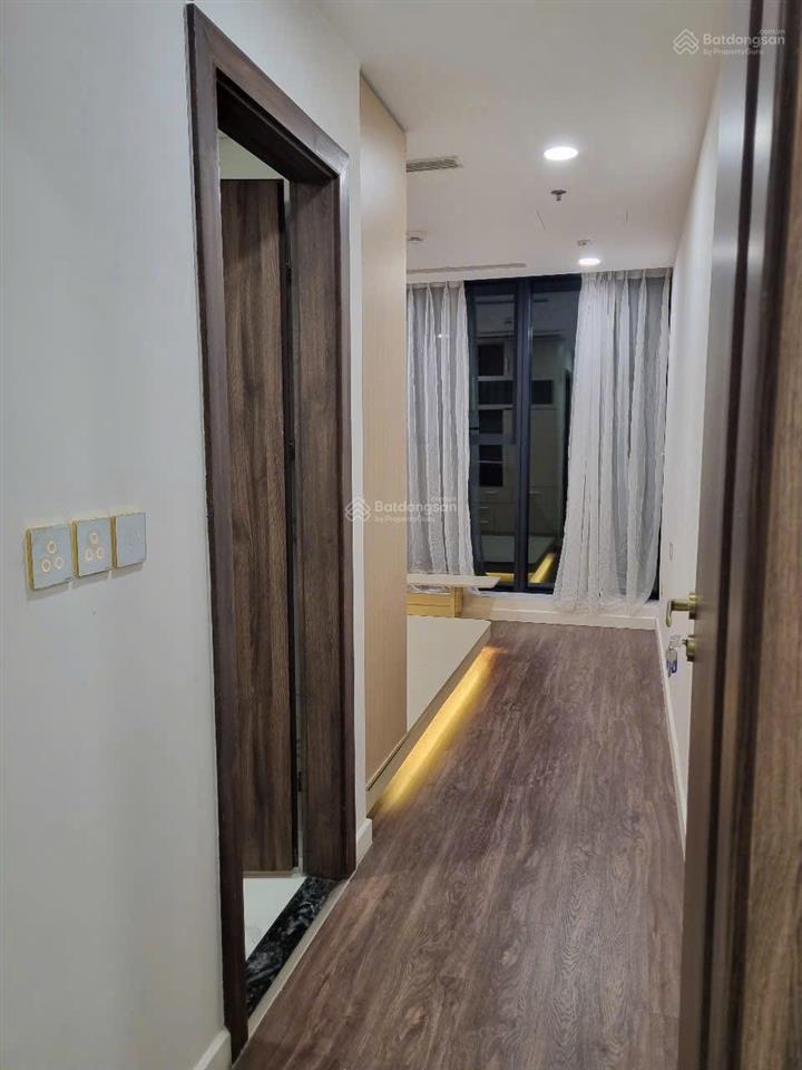 Bán căn hộ 2pn 75m2 full nội thất sunshine sky city q7, gần tuyến metro hcm  cần giờ