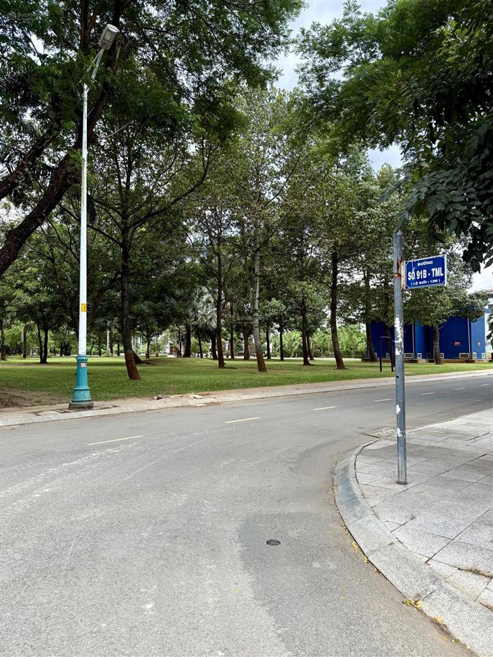 Bán đất biệt thự kdc thủ thiêm villa q2, gần đảo kim cương  dt 355,7m2 pháp lý rõ ràng
