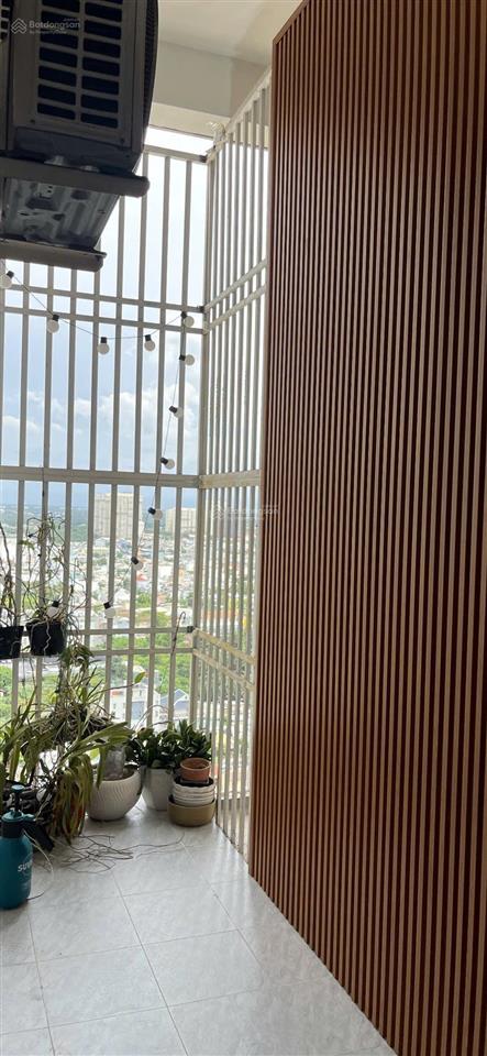 Bán căn hộ 2pn 86m2 la casa quận 7, gần phú mỹ hưng  đầy đủ nội thất đã có sổ hồng