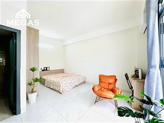 Căn hộ full nội thất  ban công ngay phan văn hớn  tô ký  cvpm quang trung