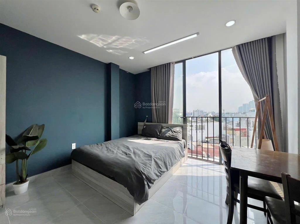 Căn hộ full nội thất  ban công ngay phan huy ích  emart  lê văn thọ