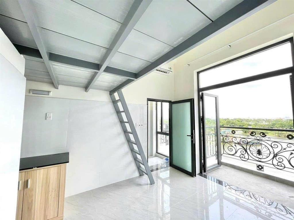 Phòng full nội thất  mới 100% ngay tô ký  cvpm quang trung