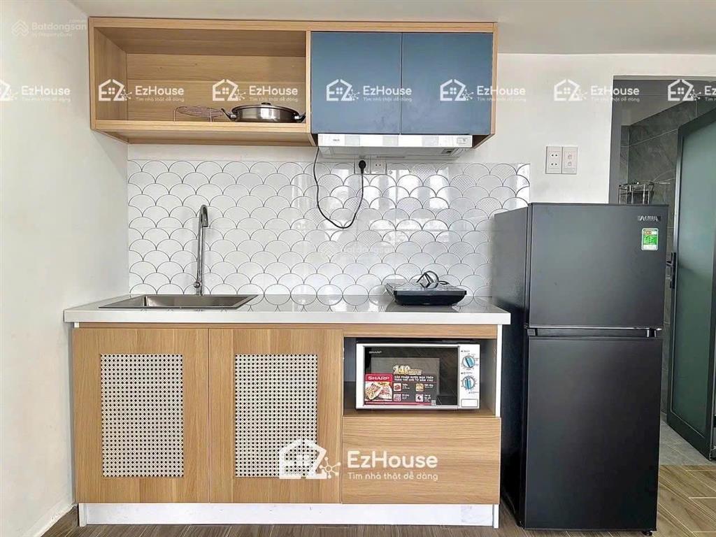 Căn hộ full nội thất  ban công ngay phan văn hớn  cvpm  tô ký