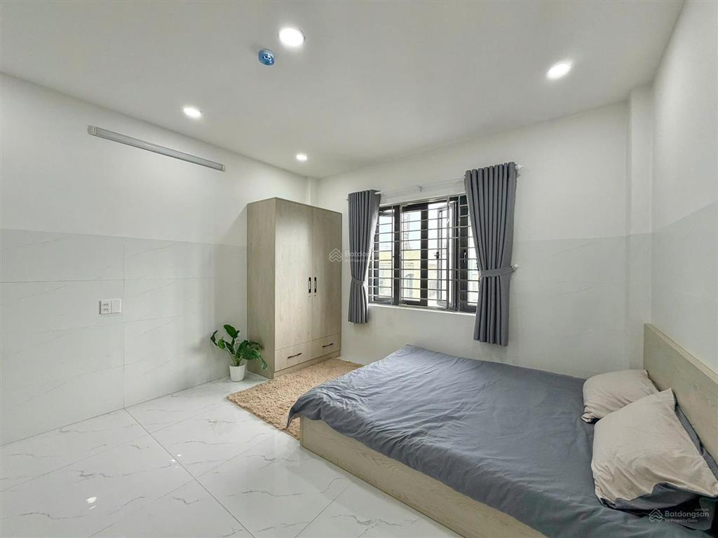 Căn hộ mới xây chưa qua sử dụng  full nội thất  cửa sổ trời ngay lê văn khương  cvpm quang trung