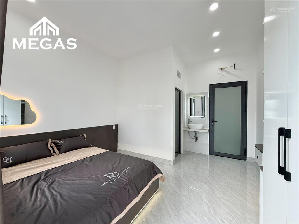 Căn hộ full nội thất  mới xây y hình ngay phạm văn đồng  phan văn trị  sát sân bay