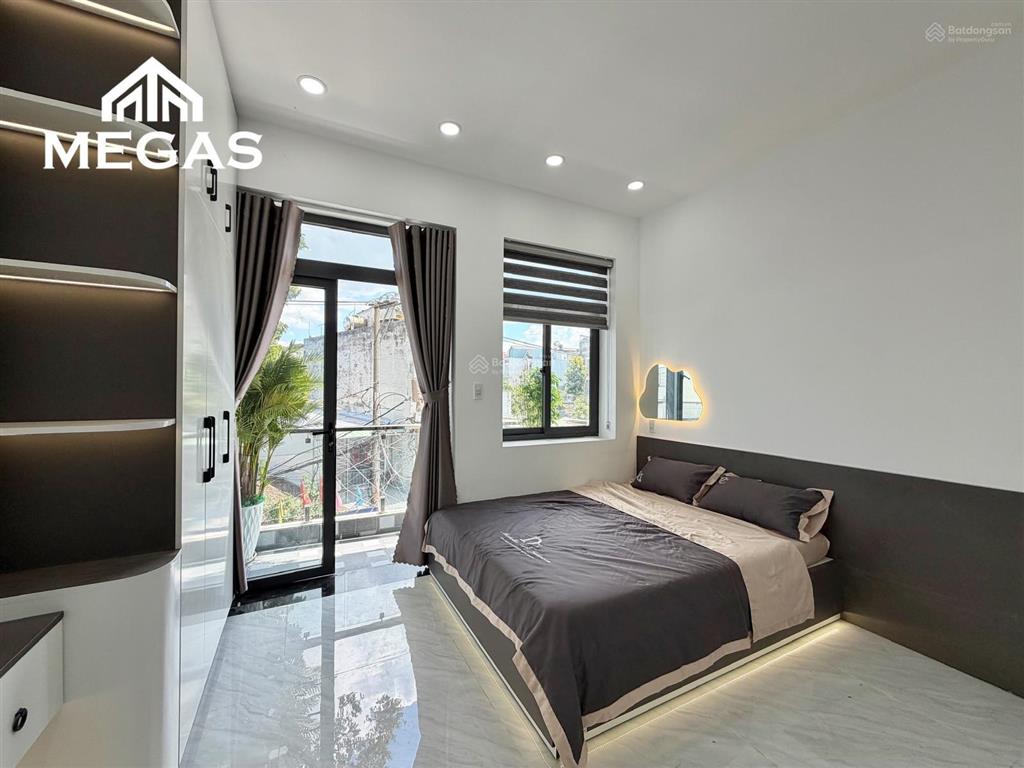 Căn hộ luxury full nội thất  ban công ngay tô ký  cvpm quang trung