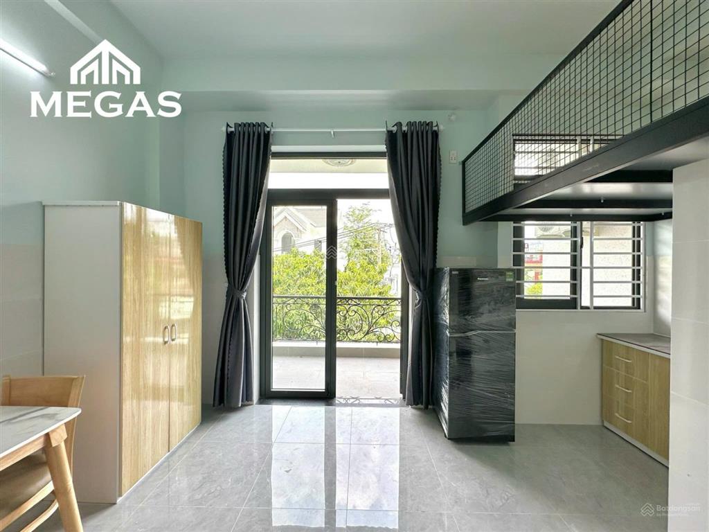 Căn hộ mới xây đầy đủ nội thất  ban công ngay song hành  huflit  vinhomes hóc môn