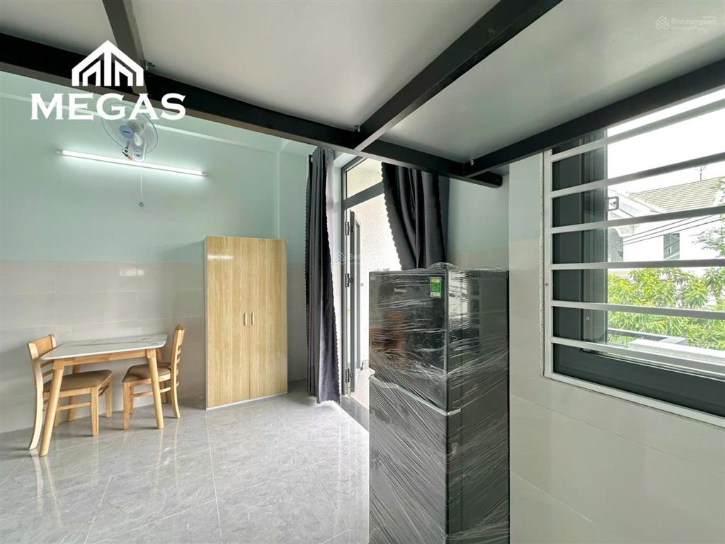 Căn hộ mới xây đầy đủ nội thất  ban công ngay song hành  huflit  vinhomes hóc môn