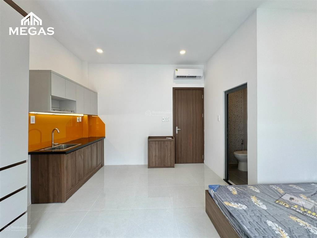 Căn hộ luxury mới xây  ban công đi bộ qua đh văn lang  đh iuh  emart phan huy ích