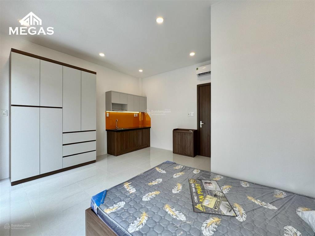 Căn hộ luxury mới xây  ban công đi bộ qua đh văn lang  đh iuh  emart phan huy ích