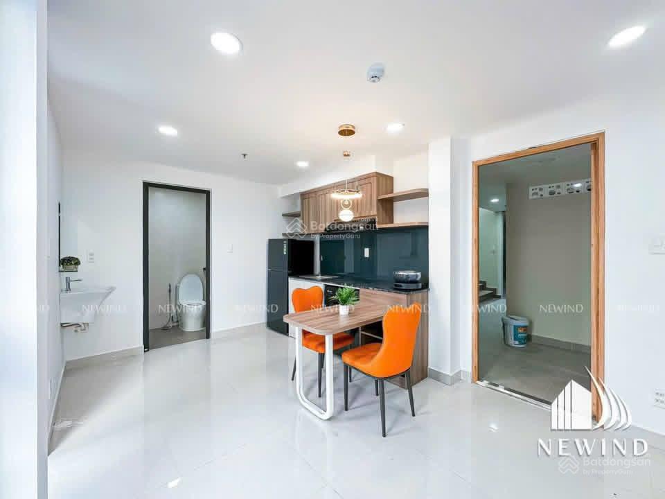 Cho thuê căn hộ 1 phòng ngủ  full nội thất  ban công ngay lê đức thọ  cv