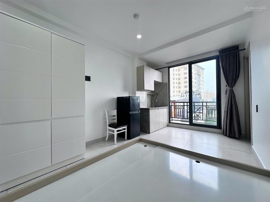 Căn hộ full nội thất  ban công ngay thống nhất  cv  lotte nguyễn văn lượng