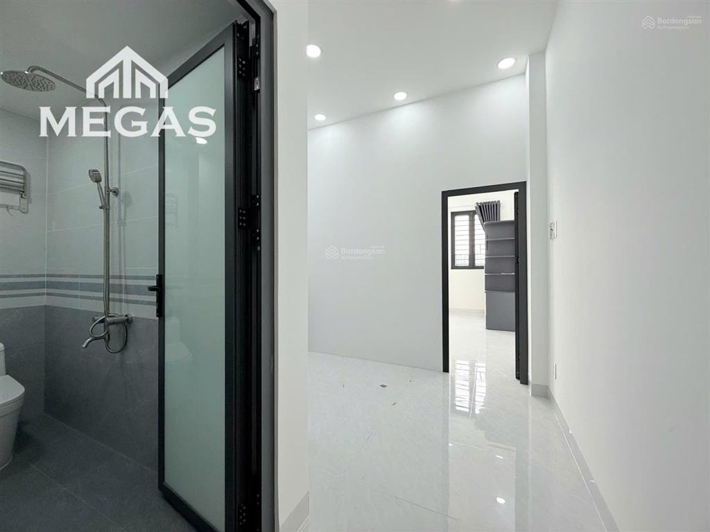 Căn hộ 1 phòng ngủ  tách bếp  full nội thất  ban công ngay nguyễn văn quá  trường chinh