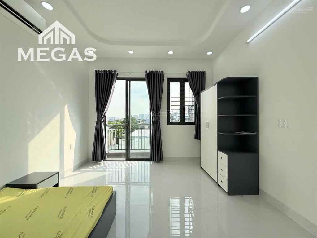 Căn hộ 1 phòng ngủ  tách bếp  full nội thất  ban công ngay nguyễn văn quá  trường chinh