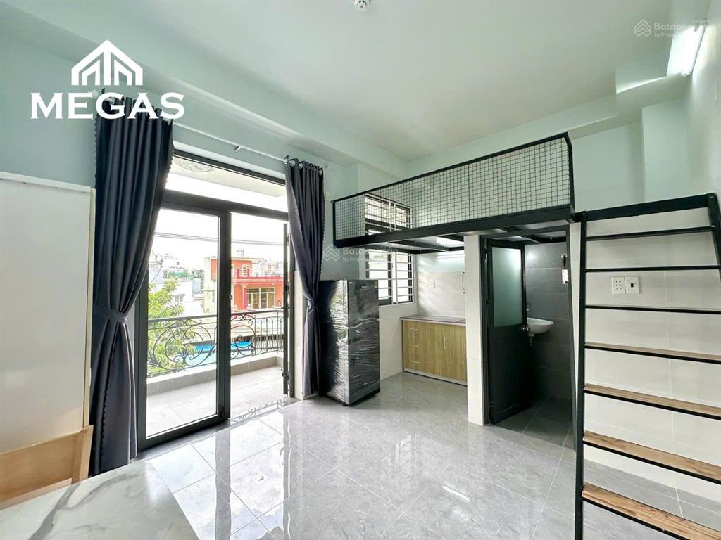 Căn hộ sẵn máy lạnh  mới xây  ban công  gác cao 2m ngay trường chinh  ngã 4 an sương