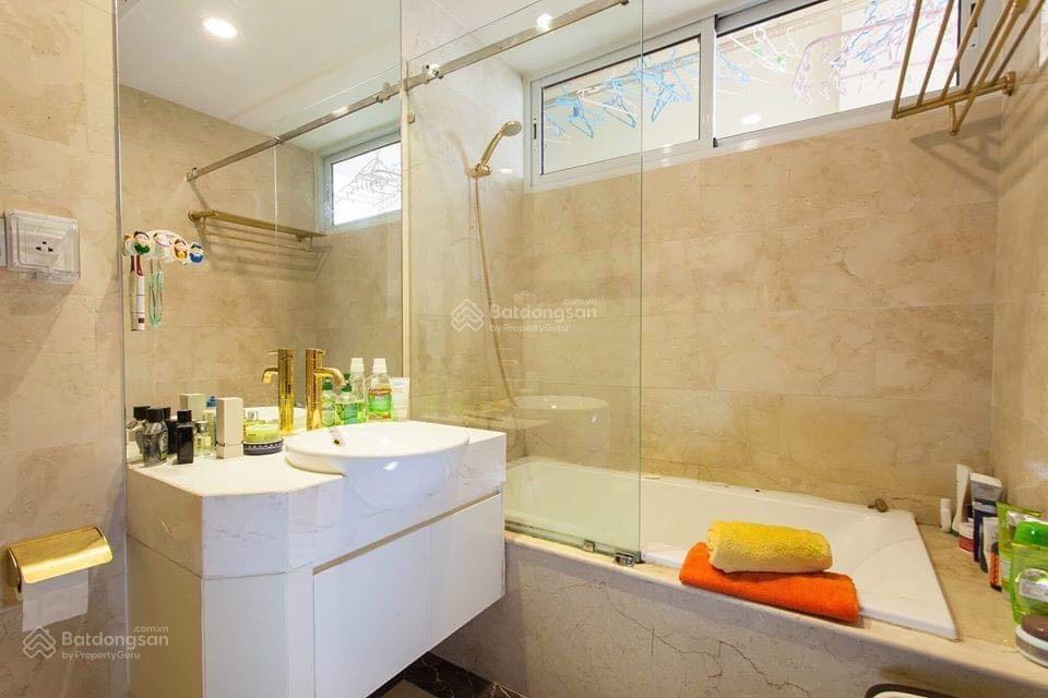 (miễn trung gian) tôi chính chủ bán căn 2 ngủ minh khai 95m2 hoà bình green city