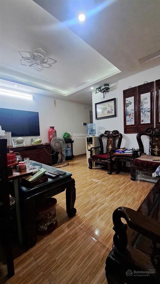 Bán căn hộ 2 ngủ 2 wc diện tích 69,5m2 tòa ruby city ct2 long biên đủ đồ giá 4,85 tỷ