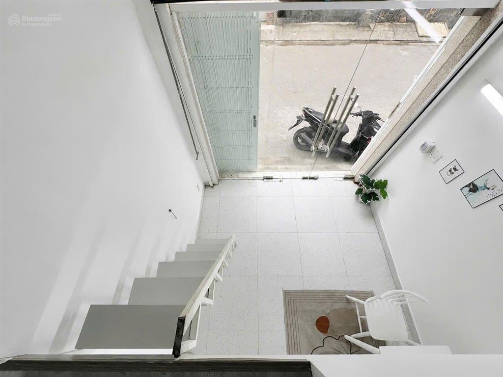 Nhà nguyên căn 40m2 mặt tiền kinh doanh hẻm xe tải
