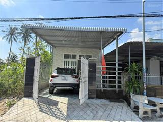 Quảng hòa  bắc cam ranh  304 m2  tc 100m2  10 x 29  có nhà c4  giá chỉ 2 tỷ 200