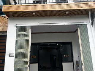 CC cho thuê nhà 50m ô tô  Lương Thế Vinh, 68m² x 2 tầng, mặt tiền 3.7m, giá 15 triệu