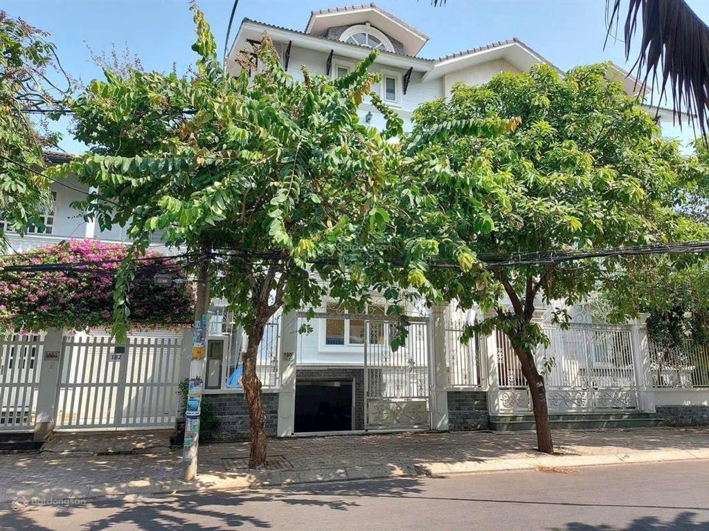 Bán nhà mt đường 40 kdc tân quy đông q7 12x19m giá 34 tỷ