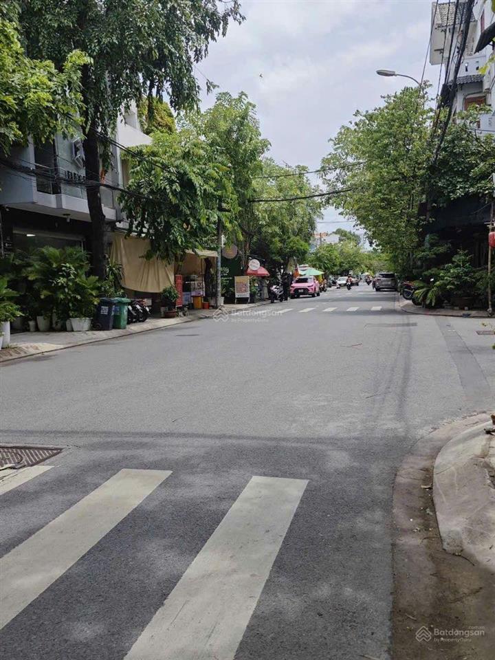 Bán nhà mt đường 40 kdc tân quy đông q7 12x19m giá 34 tỷ