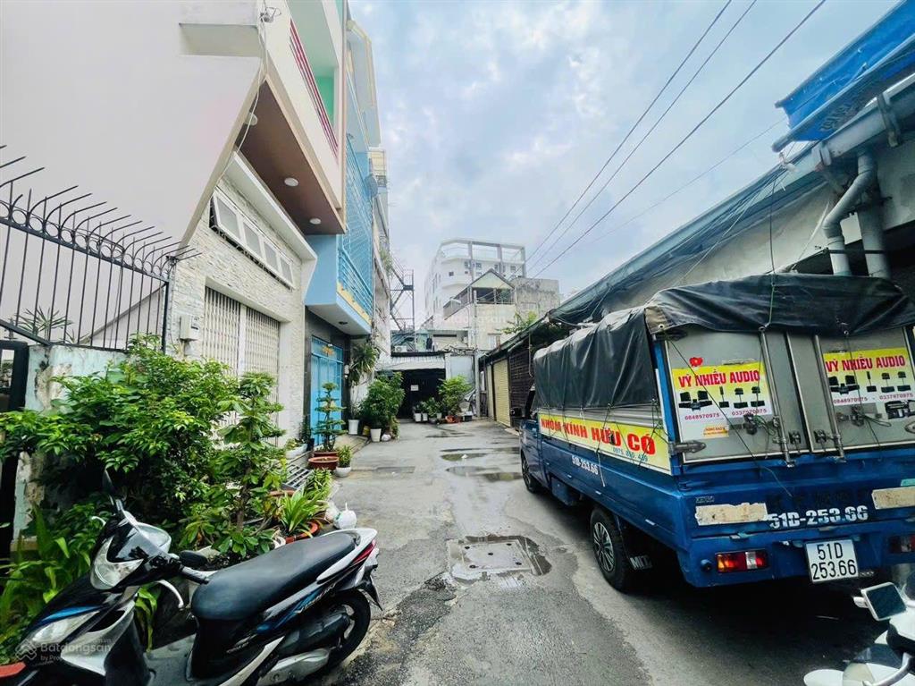 Bán nhà hxh kdc kiều đàm q7 8,3x27m giá 26tỷ tl