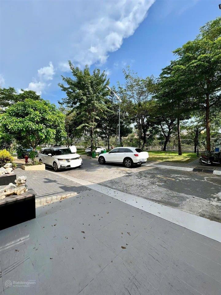 Bán biệt thự view sông kdc cityland 15x25,5m hầm 4 tầng giá 85,5 tỷ tl
