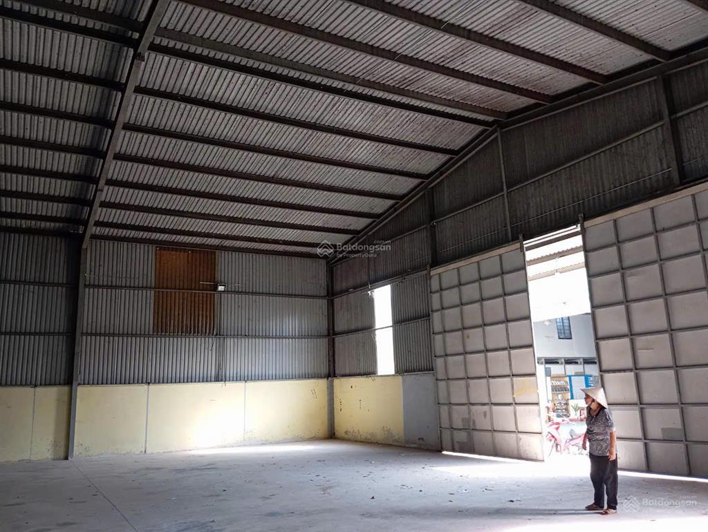 Cho thuê gấp kho nhà xưởng 5000m2 tại phường 5, tân an, giá tốt chỉ 45 nghìn/m2