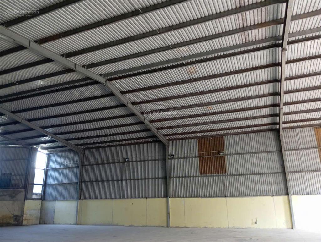 Cho thuê gấp kho nhà xưởng 5000m2 tại phường 5, tân an, giá tốt chỉ 45 nghìn/m2