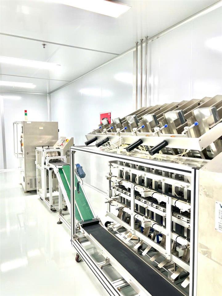 Chuyển nhượng nhà xưởng 1000m2 nhà máy mỹ phẩm kcn long hậu